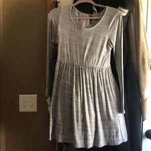 Light grey long sleeved dress